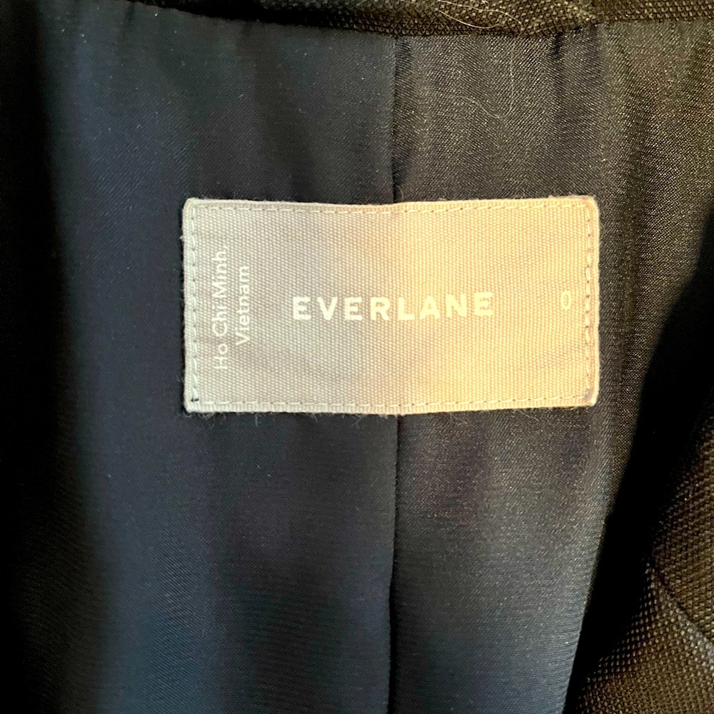 Everlane black boyfriend blazer